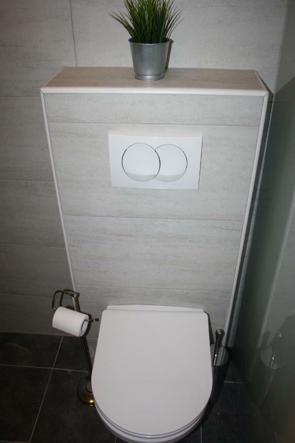 Studio Apartman Centar Джяково Экстерьер фото