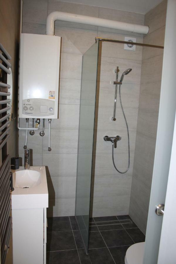 Studio Apartman Centar Джяково Экстерьер фото